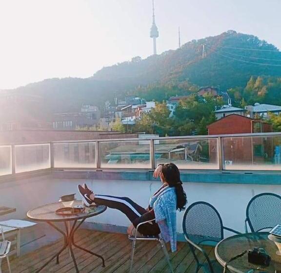 اتاق استاندارد سه نفره, Namsan Guesthouse