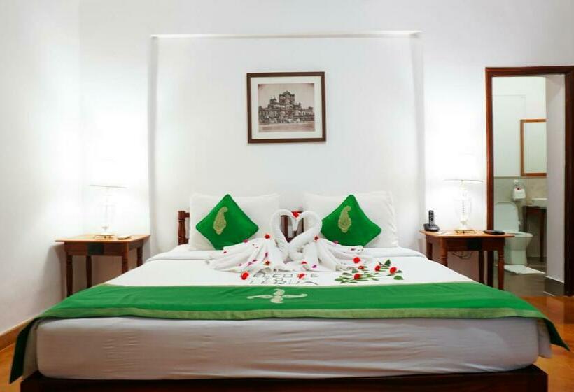 اتاق استاندارد, Saraca Hotel Lucknow