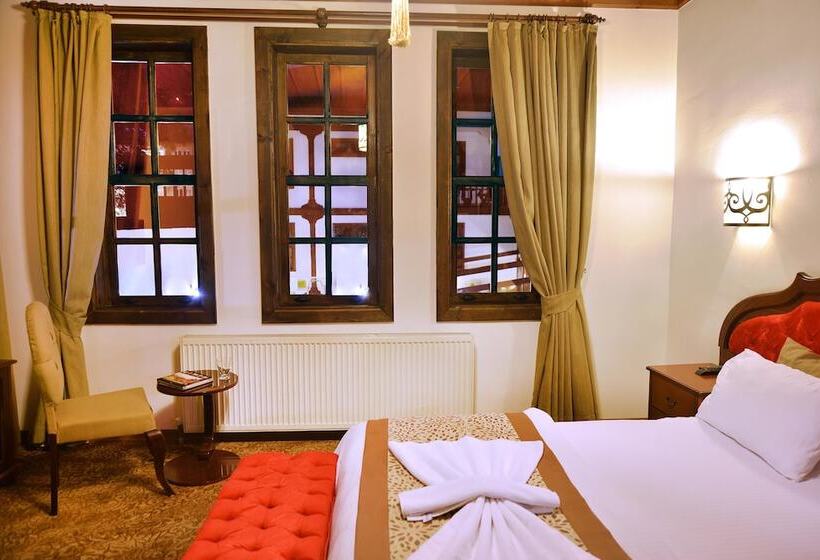 اتاق استاندارد, Uluhan Otel