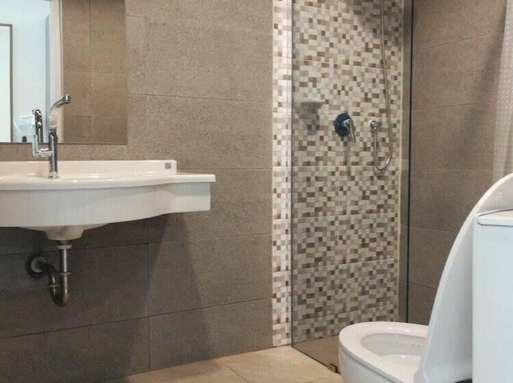 ویلای لوکس 1 خوابه, Chomphu Resort