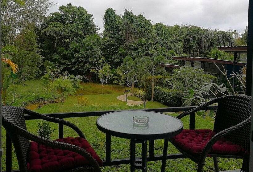 ویلای لوکس 1 خوابه, Chomphu Resort