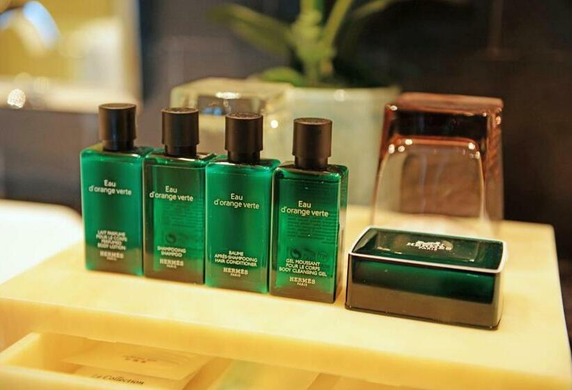 اتاق اجرایی با تخت بزرگ, Felton Grand Hotel Chengdu
