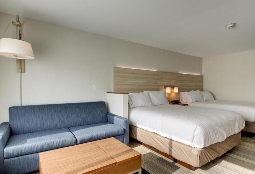 سوییت, Holiday Inn Express & Suites Galesburg, An Ihg