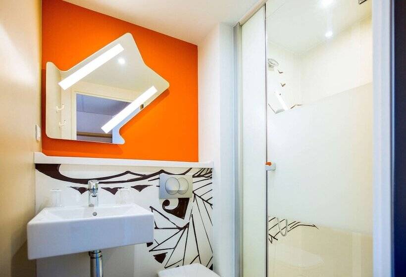 Quarto Triplo Standart, Ibis Budget Cherbourg La Glacerie