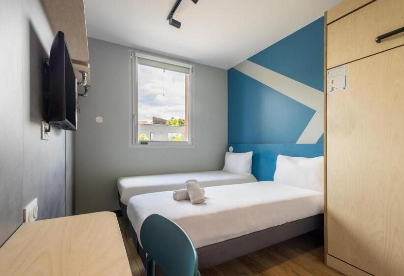اتاق استاندارد سه نفره, Ibis Budget Nanterre La Defense