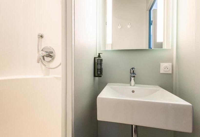 اتاق استاندارد سه نفره, Ibis Budget Nanterre La Defense