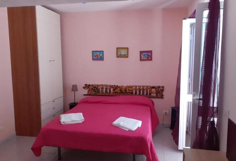 استودیوی استاندارد, Residence Aegidius