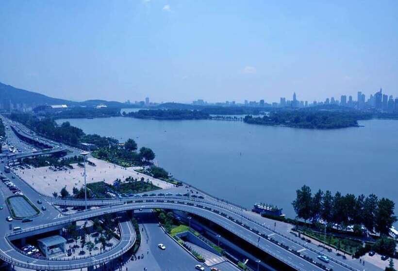 اتاق اجرایی, Shu Guang International