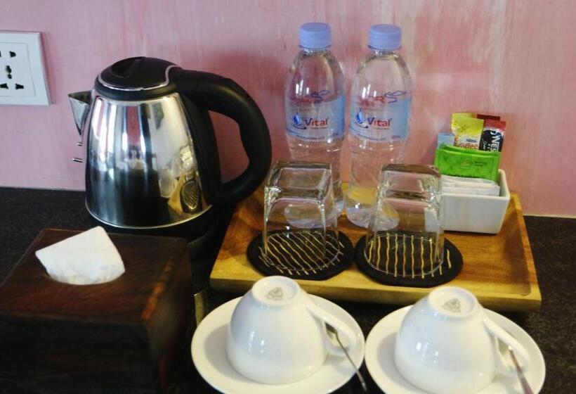 اتاق استاندارد سه نفره, V Hotel Phnom Penh