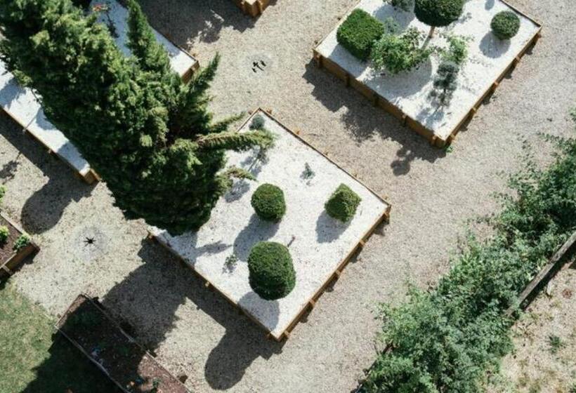 اتاق لوکس, Château De Beaugency, Junior Suite La Loge