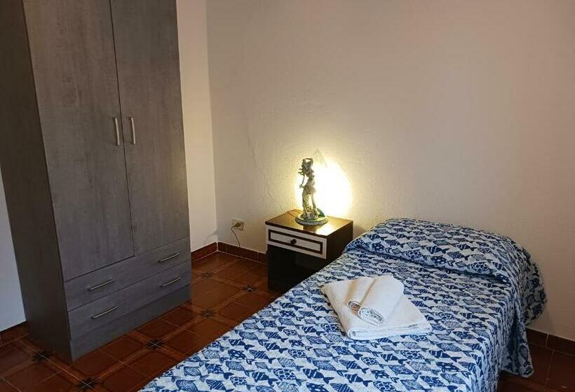 اتاق استاندارد یک نفره, Nora Casa Vacanze/bed And Breakfast