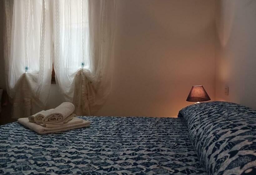 اتاق استاندارد, Nora Casa Vacanze/bed And Breakfast