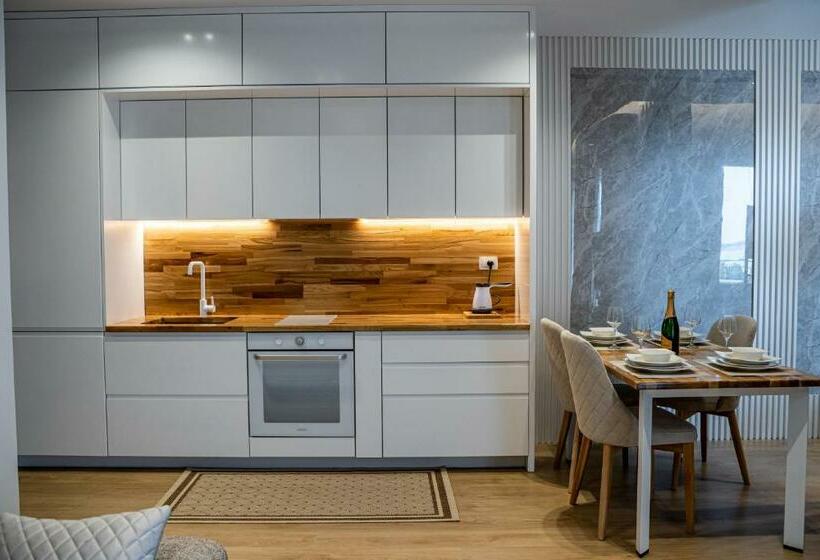 آپارتمان 2 خوابه, Sense Luxury Apartments