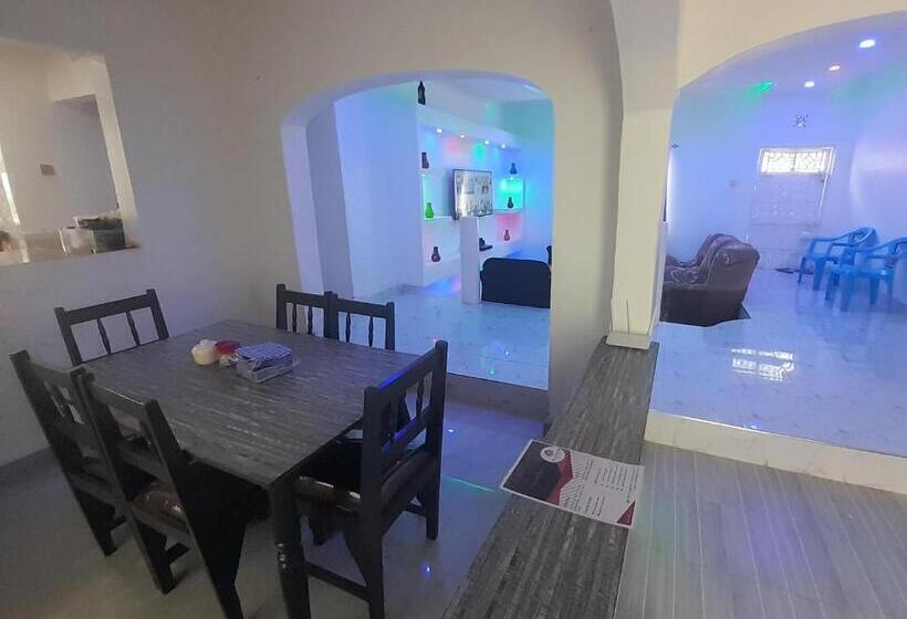 خانه 3 خوابه, Crystal Homes Air Bnb