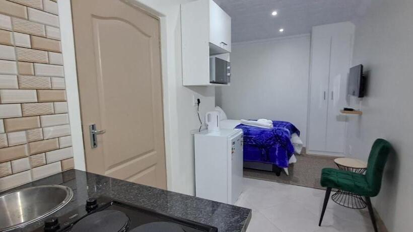 اتاق استاندارد, Haresca Luxury Accommodation Parow
