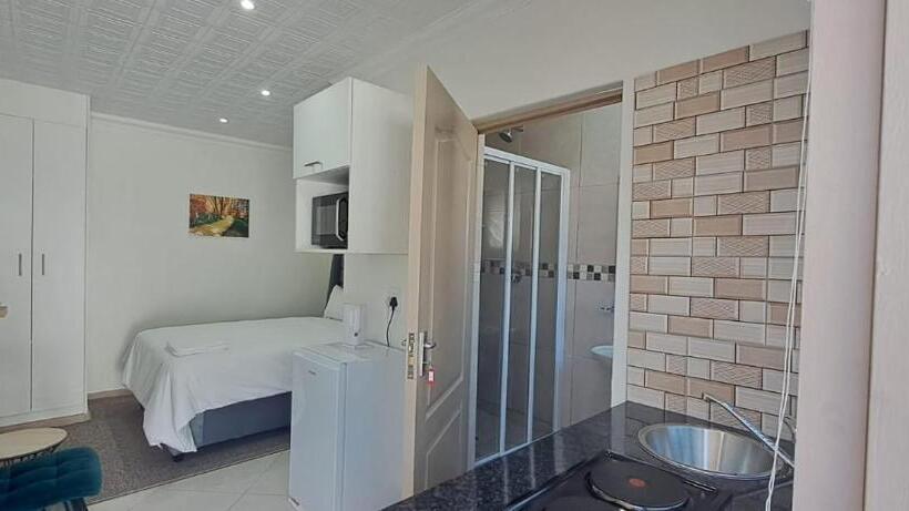 اتاق استاندارد, Haresca Luxury Accommodation Parow