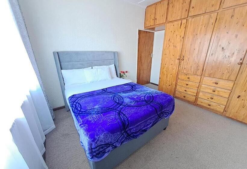 اتاق لوکس, Haresca Luxury Accommodation Parow