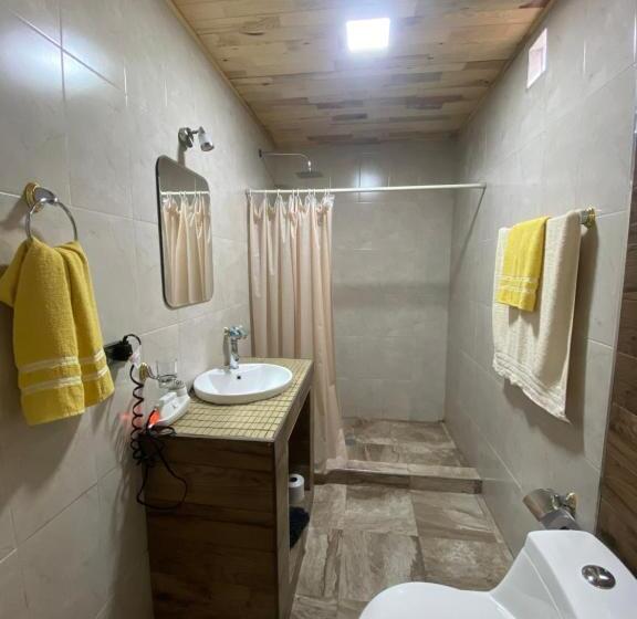 اتاق استاندارد چهار تخته, Cabañas Rochivo Ranch