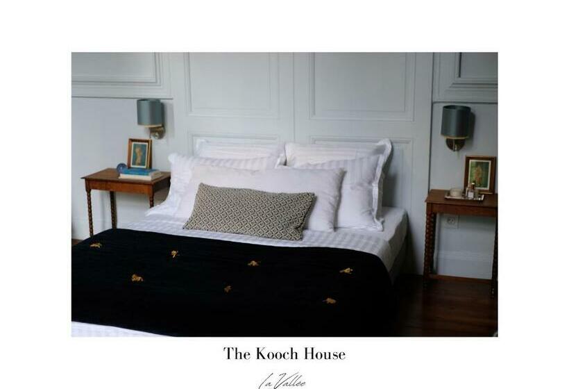 اتاق استاندارد با بالکن, The Kooch House 1