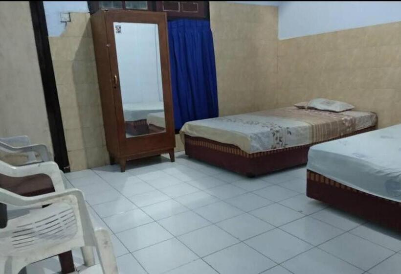 اتاق لوکس, Oyo 92618  Mareje Sariguna