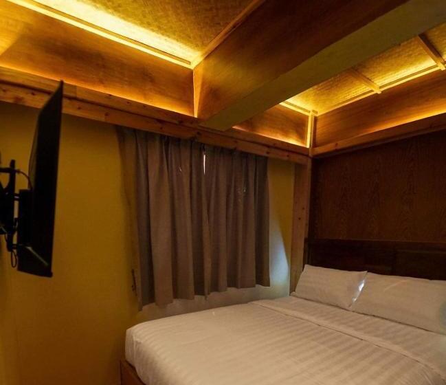 Номер Deluxe с Балконом, Vintage54 Hotel Ayutthaya