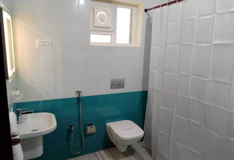 اتاق سوپریور, Tio  Hotels & Resorts   Yercaud