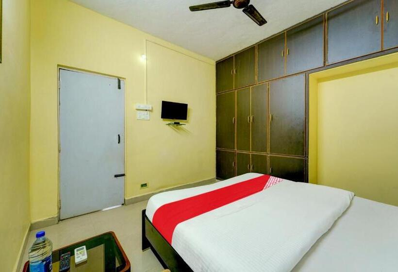 اتاق استاندارد, Oyo Flagship 81352 Sree Sr Home Stay Service Apartment
