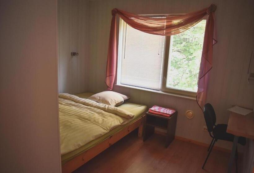 اتاق استاندارد, Metsa Hostel
