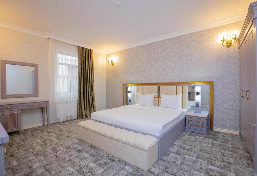 اتاق استاندارد با چشم‌انداز دریاچه, Nohur Hotel Gabala