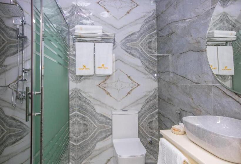 اتاق استاندارد با چشم‌انداز دریاچه, Nohur Hotel Gabala