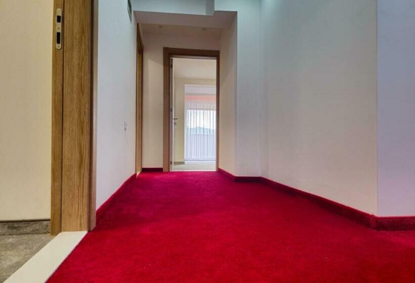 اتاق استاندارد, Guest House Star Gate