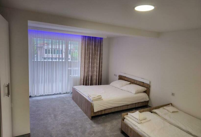 اتاق استاندارد, Guest House Star Gate