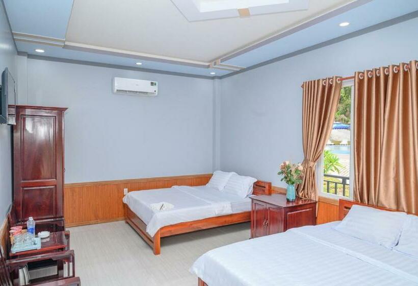 اتاق خانوادگی با چشم‌انداز باغ, Phu Quoc Hills Bungalow