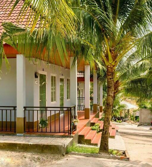 اتاق خانوادگی با چشم‌انداز باغ, Phu Quoc Hills Bungalow