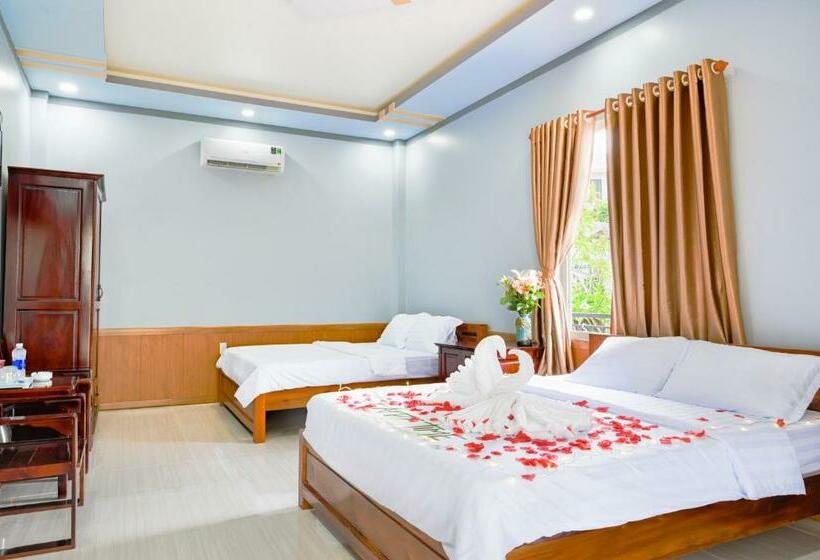 اتاق خانوادگی با چشم‌انداز کوه, Phu Quoc Hills Bungalow