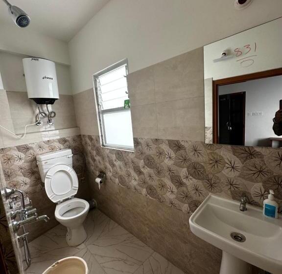 اتاق استاندارد با بالکن, Tapovan Homestay