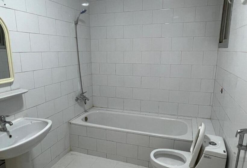 تختخواب در اتاق مشترک, Hakimdom Hostel