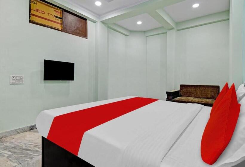 اتاق کلاسیک سه تخته, Oyo Flagship 81340  Diamond Inns