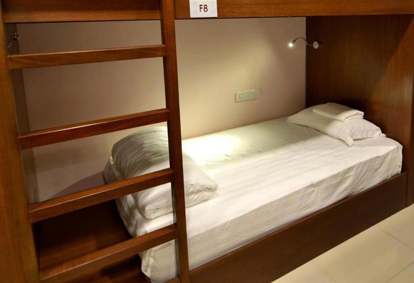 Cama en Habitación Compartida, Sri Packers   Klia