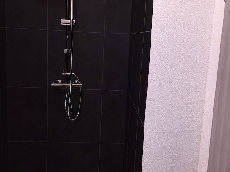 اتاق استاندارد سه نفره, Pension Lindenhof
