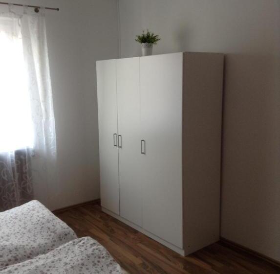 آپارتمان 2 خوابه, Pension Lindenhof