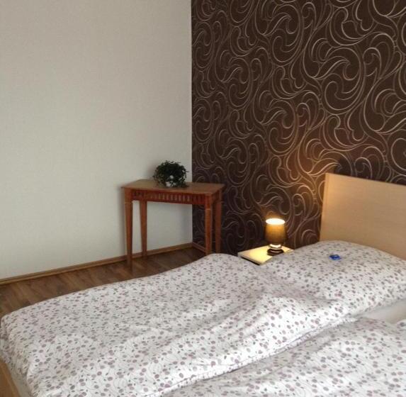 آپارتمان 2 خوابه, Pension Lindenhof