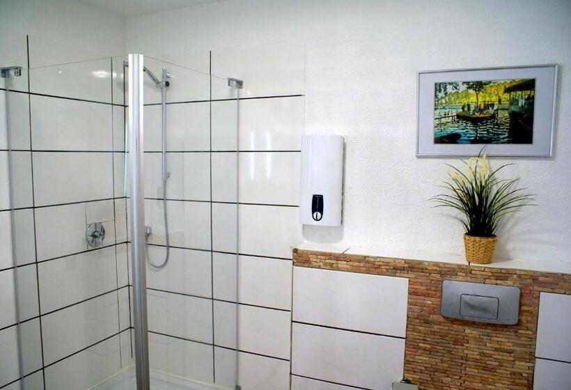 آپارتمان 1 خوابه, Pension Lindenhof