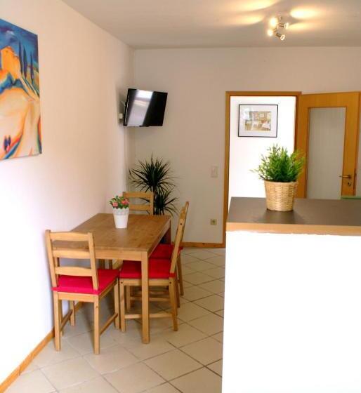 آپارتمان 1 خوابه, Pension Lindenhof