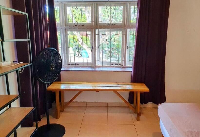 اتاق خانوادگی با چشم‌انداز باغ, Abaai Resort B&b