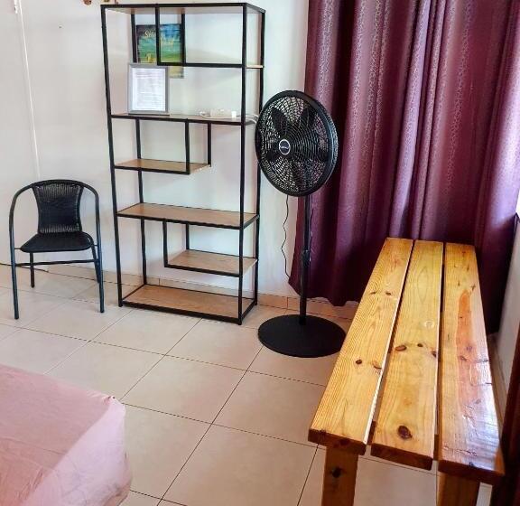 اتاق خانوادگی با چشم‌انداز باغ, Abaai Resort B&b