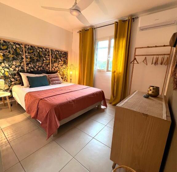 اتاق استاندارد با چشم‌انداز باغ, Villa Ti Moon, Entre Deux, Piscine