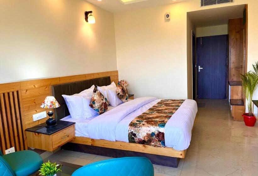 豪华房间, Pinerock Resort, Mussoorie ! Luxury Rooms ! Mountain View ! Open Terrace ! Cafe