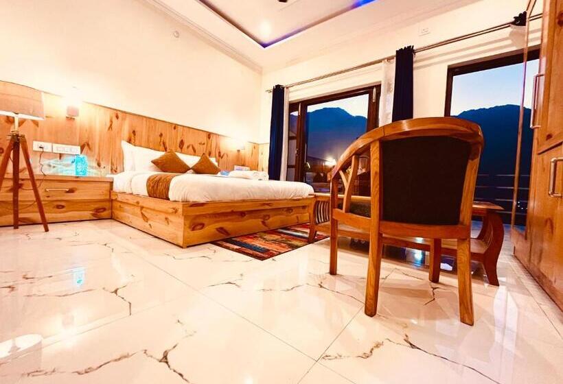 デラックスルーム, Sitara Hotel & Resort, ! Most Awarded Property In Mussoorie