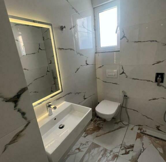 اتاق استاندارد با بالکن, Vila Irdi